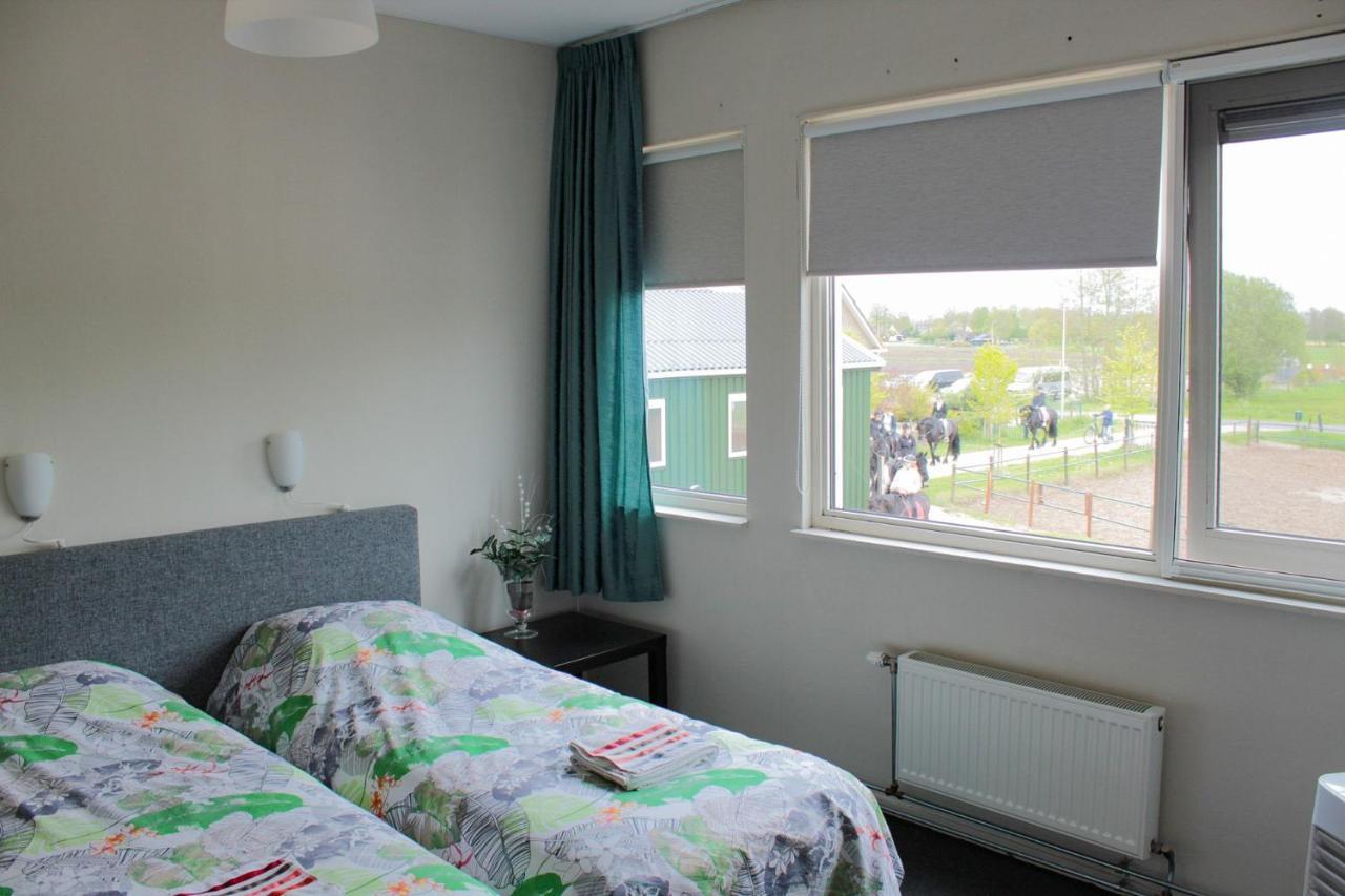 Manege Sanninghoeve B&B Oudega  Ngoại thất bức ảnh